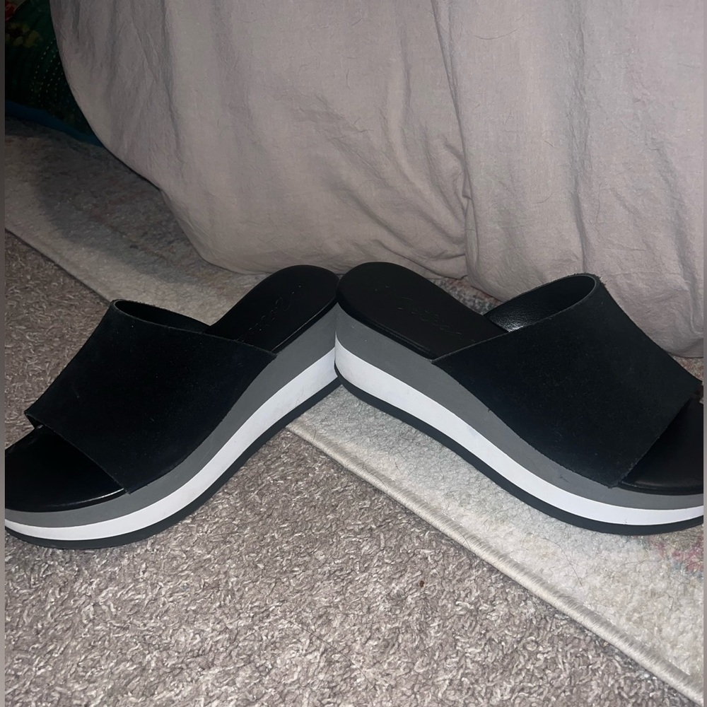 Matisse platform sandals black and white